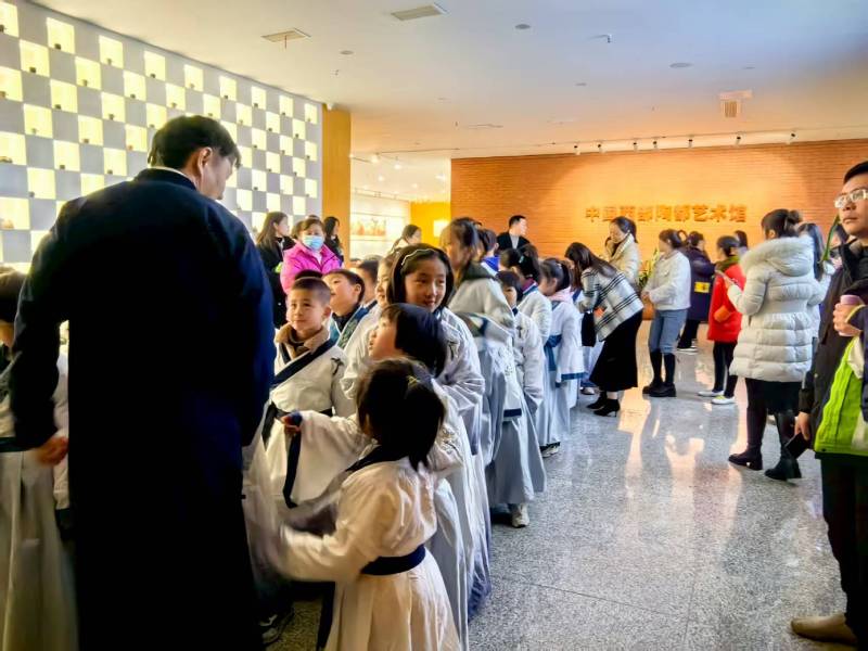 文化赋能：鄂尔多斯魔创文旅挖掘城市文化资源的实践探索